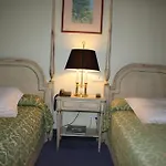 Hotel La Vega Arroyo de la Encomienda