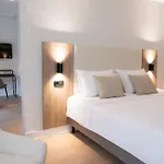 La Vega Hotel