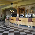 La Vega 4*