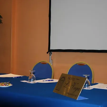 La Vega 4*